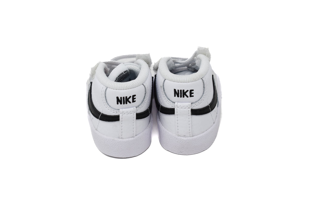 Nike, Baby Boys Trainers, Size 17